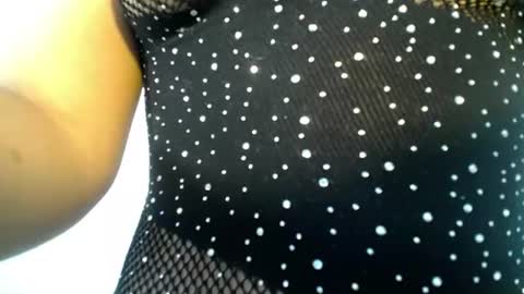 Snapshot of little18doll chatting on 06.14.26 little18doll online show from 06.14.26