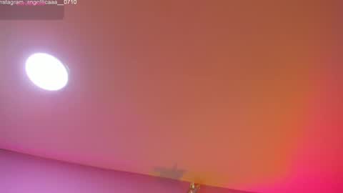 Snapshot of little_angelica18 chatting on 01.06.26 angelica online show from 01.06.26