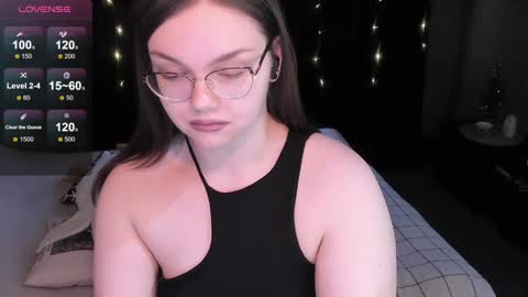 Snapshot of little_bambii_ chatting on 12.17.24 Eva online show from 12.17.24