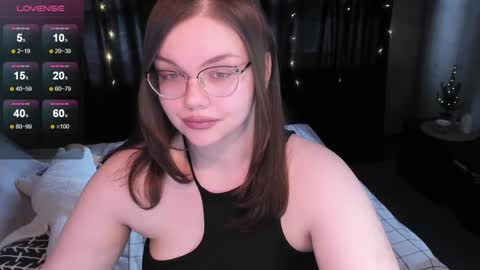 Snapshot of little_bambii_ chatting on 12.18.24 Eva online show from 12.18.24