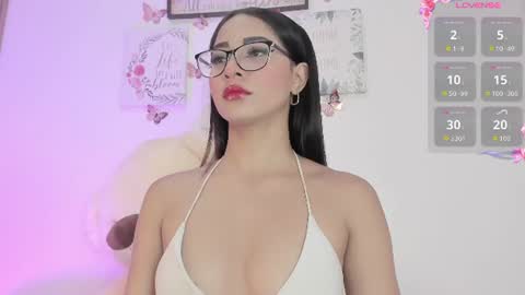 Snapshot of little_channel_ chatting on 06.18.26 online show from 06.18.26
