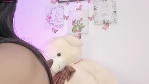 Snapshot of little_channel_ chatting on 06.20.26 online show from 06.20.26