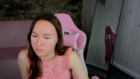 Snapshot of little_doll_meow chatting on 02.05.26 Alexandra online show from 02.05.26