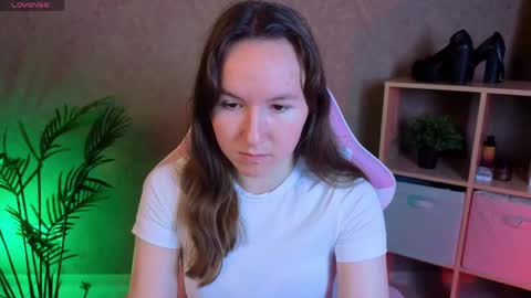 Snapshot of little_doll_meow chatting on 05.13.26 Alexandra online show from 05.13.26