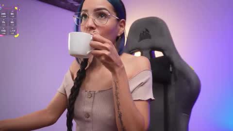 Help me reach 100 likes online show from 02.11.26