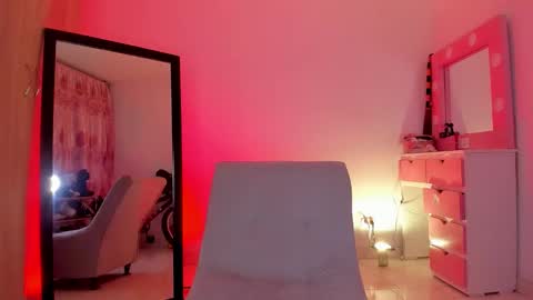 Snapshot of little_emilyd chatting on 09.30.25 Emily online show from 09.30.25