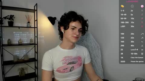 Snapshot of little_femb0y chatting on 02.27.26 Daniel online show from 02.27.26