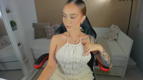 little_kitty4 online show from 10.27.25