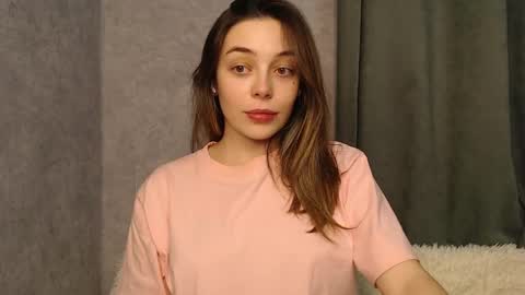 Mia   Im online every day 1530 PM in New York  2030 PM in London online show from 12.12.24