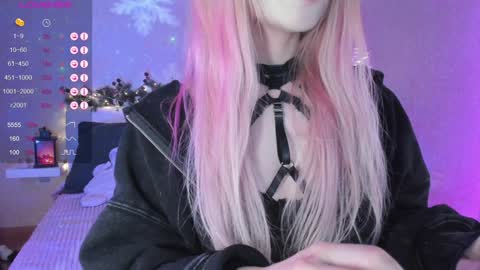 Snapshot of little_misaki chatting on 12.25.24 Maria online show from 12.25.24