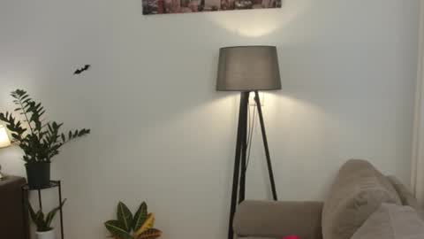 Nicole online show from 10.17.25