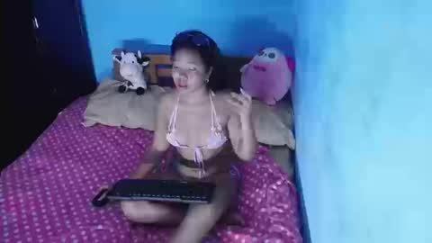 little_onixxx online show from 09.24.25