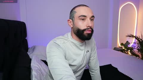 Snapshot of little_vannesaa chatting on 01.27.25 little_vannesaa online show from 01.27.25