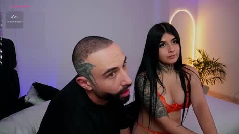 Snapshot of little_vannesaa chatting on 02.15.25 little_vannesaa online show from 02.15.25