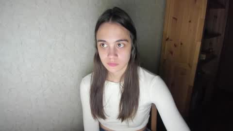 littleashleyy online show from 11.20.25