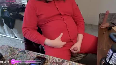 Snapshot of littlebelly chatting on 11.29.25 littlebelly online show from 11.29.25