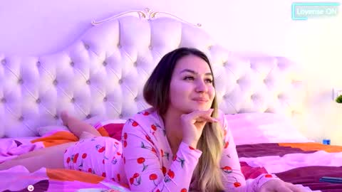 Snapshot of littleblondbunny chatting on 03.06.26 littleblondbunny online show from 03.06.26