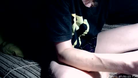 Snapshot of littlebuddycze chatting on 03.23.26 Malej Kmo online show from 03.23.26