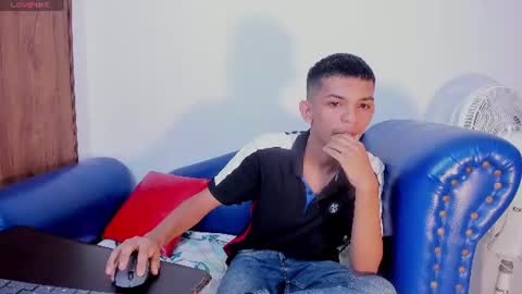 Snapshot of littlecum18 chatting on 06.21.26 Pipe online show from 06.21.26