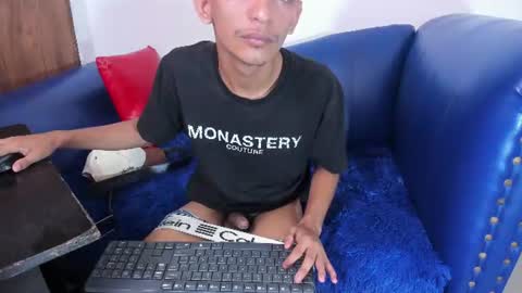Snapshot of littlecum18 chatting on 07.22.26 Pipe online show from 07.22.26