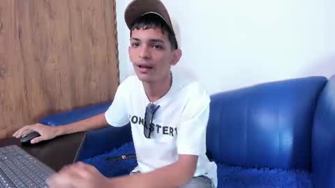 Snapshot of littlecum18 chatting on 07.25.26 Pipe online show from 07.25.26