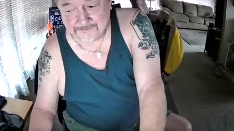 Littled83057 online show from 04.11.26