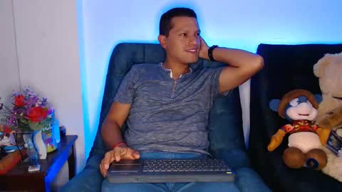 Snapshot of littledicklatin chatting on 05.25.26 Manu online show from 05.25.26