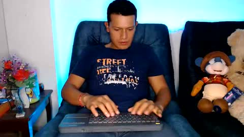 Snapshot of littledicklatin chatting on 06.09.26 Manu online show from 06.09.26