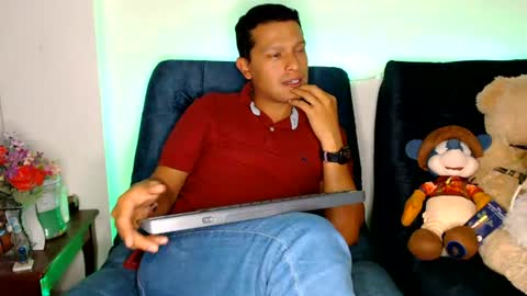 Snapshot of littledicklatin chatting on 06.16.26 Manu online show from 06.16.26