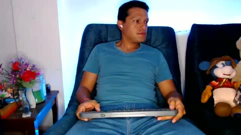 Manu online show from 07.06.26