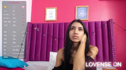 Snapshot of littlee_emilyy_ chatting on 12.27.24 Emily  online show from 12.27.24