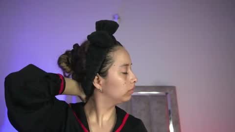 littlee_emma_ online show from 06.24.26