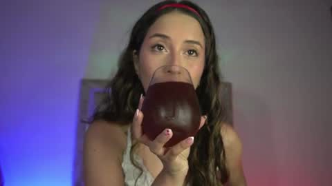 littlee_emma_ online show from 07.17.26