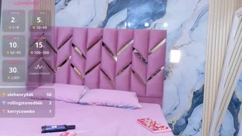 Tania  online show from 11.22.25