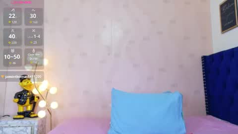 Snapshot of littleebonymommy chatting on 06.25.26 Tania online show from 06.25.26