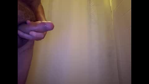 Snapshot of littleguyy888 chatting on 02.18.26 littleguyy888 online show from 02.18.26