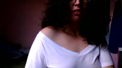 Snapshot of littlehotbr chatting on 10.10.25 littlehotbr online show from 10.10.25