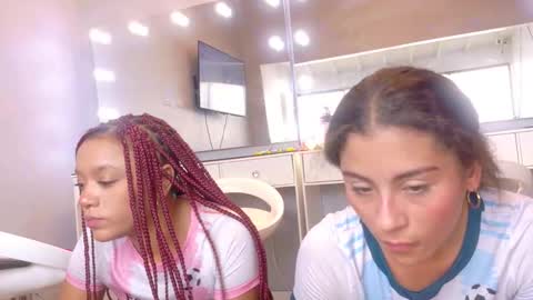 Snapshot of littlejennifer18 chatting on 04.12.26 Tip us ask our names online show from 04.12.26