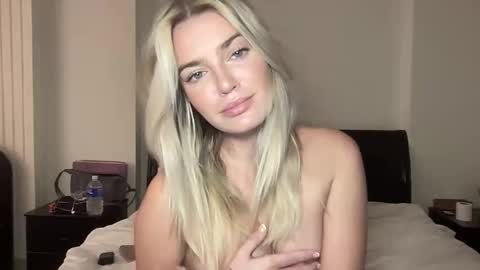 Marciabrady online show from 11.11.25