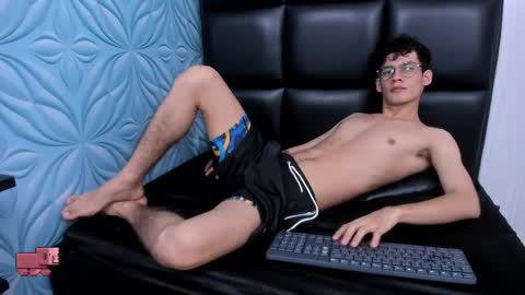 MAX online show from 09.25.25