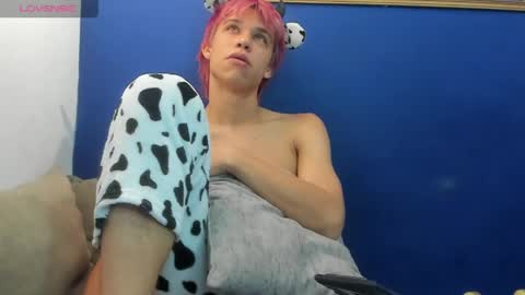 Snapshot of littlement23cm chatting on 05.30.26 littlement23cm online show from 05.30.26