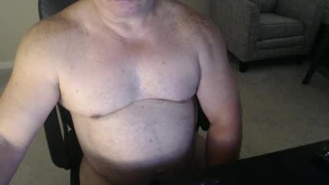 Snapshot of littleone1111765968 chatting on 12.30.24 littleone1111765968 online show from 12.30.24