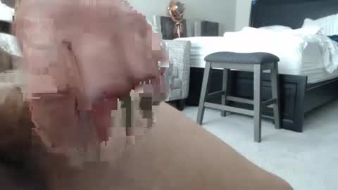 Snapshot of littleone1111765968 chatting on 02.27.25 littleone1111765968 online show from 02.27.25