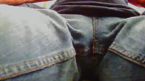 Snapshot of littlepecker1980 chatting on 10.01.25 littlepecker1980 online show from 10.01.25