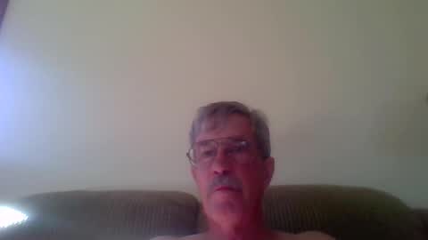 littlepetey17 online show from 09.25.25