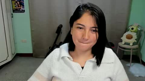 Mia  Wednesday to Sunday 730 am to 1030 am Colombian Hour D online show from 10.24.25