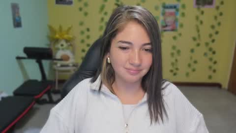 Mia  Wednesday to Sunday 730 am to 1030 am Colombian Hour D online show from 02.11.26