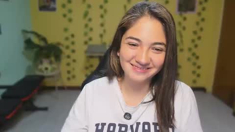 Mia  Wednesday to Sunday 730 am to 1030 am Colombian Hour D online show from 04.07.26