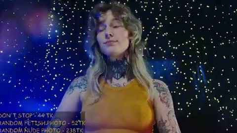 Niki  free tg channel with some photos gifs and info about streams  online show from 06.11.26