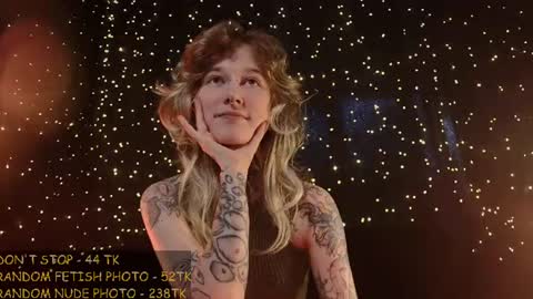 Niki  free tg channel with some photos gifs and info about streams  online show from 06.20.26